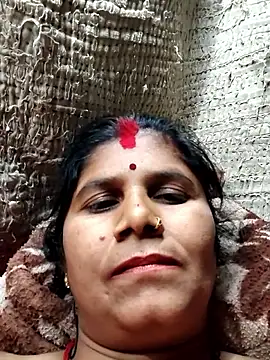 Pokazy przed kamerką – Hot_di97