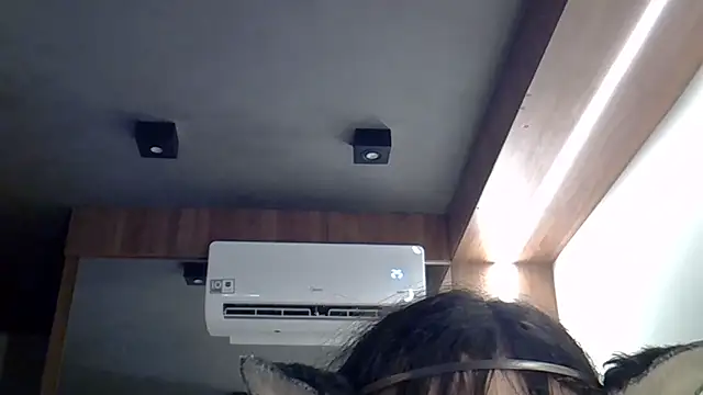 SkinnyKitten Chat XXX live