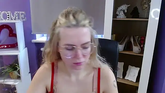 Zoey_Erotic Live XXX-Chat