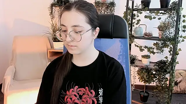 VirtuallVoyant Live XXX Chat