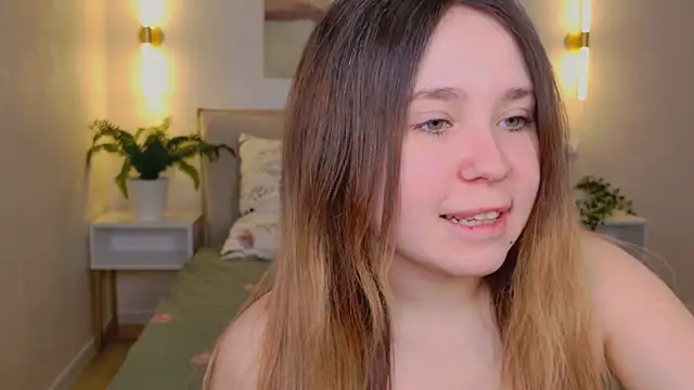 Chatroom XXX en direct de Lina_Glow