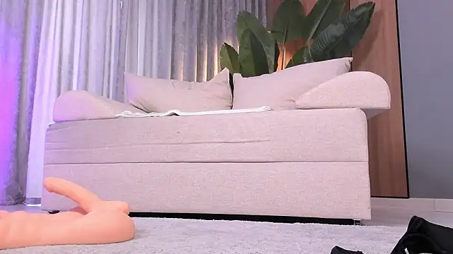 LisaAventi Live XXX-chat