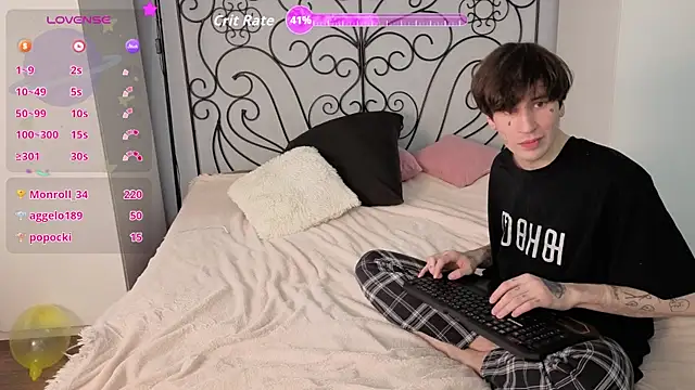 Danny_loves_Mary 网络视讯表演