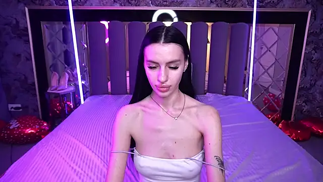 Chat +18 de Snow_WhiteeeX ao vivo