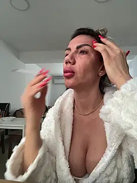 Chat +18 de LoreennAny ao vivo