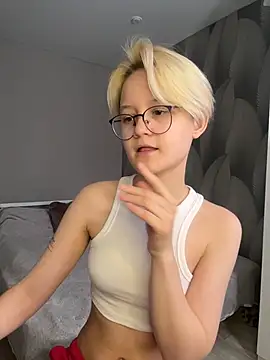 LuunaDorean's Live XXX Chat