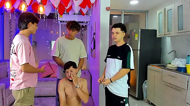 Chat XXX en directo de Houseofwarrios