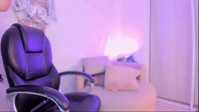 Show de Ginni_charlotte na webcam