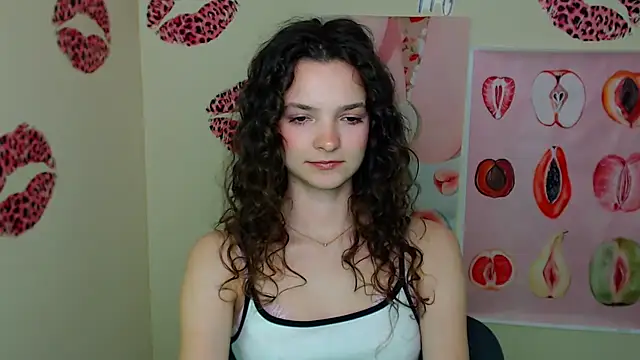 _SusieSu_'s Live XXX Chat