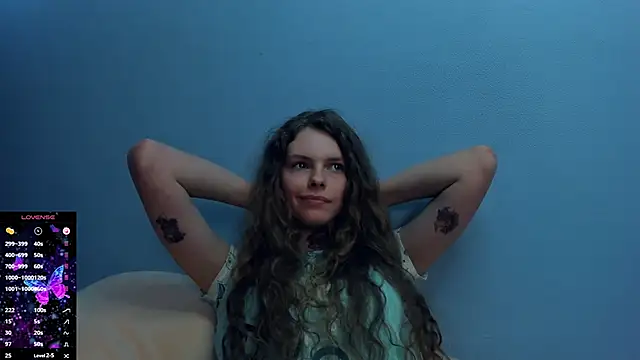 RayaNenlia Live XXX Chat