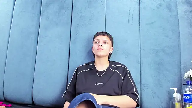 Chatroom XXX en direct de Megan_Thompson_