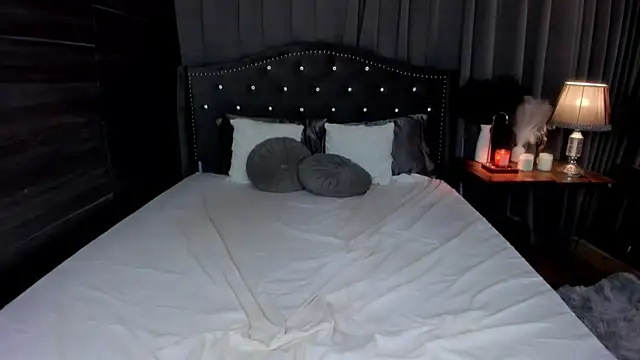 BriannaMckinley Webcam Show