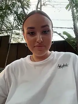 Chat XXX Live KiraSunshine