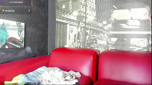 Pertunjukan Kamera Web CloeRodriguez