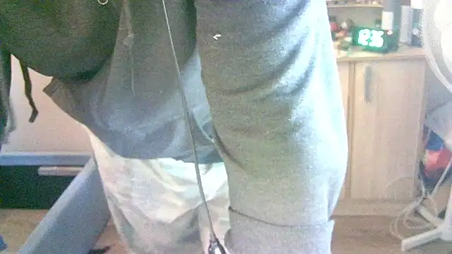 Pokazy przed kamerką – SirAbuser