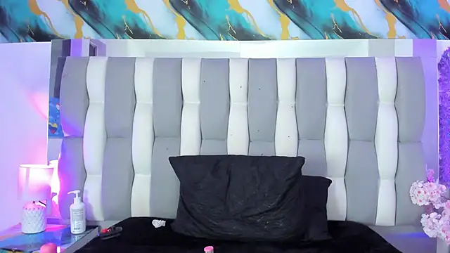 IsaDiiaz 现场XXX聊天