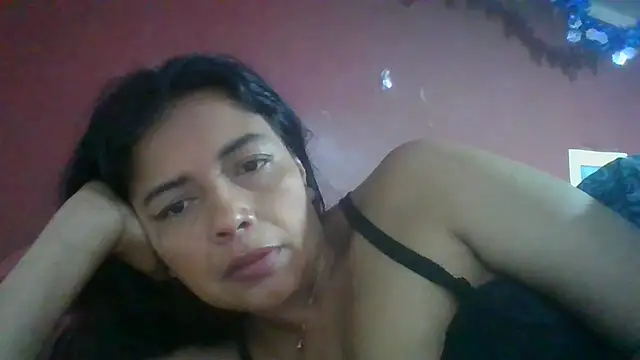 XXX chat uživo modela DianaOchoa_