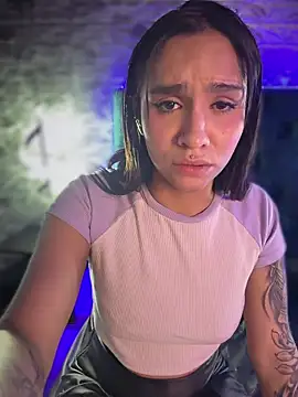 Isabella-Teen Obrolan Langsung XXX