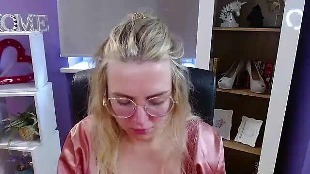 Zoey_Erotic Live XXX-Chat