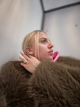 pinkstar_ Chat XXX in diretta