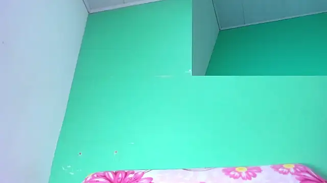 avaleri_cherry élő XXX-chatje