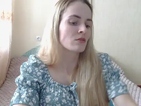 Chatroom XXX en direct de JayeTyler