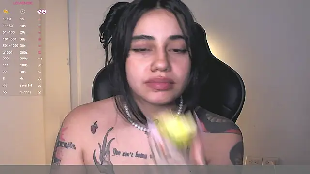 val_bardot 现场XXX聊天