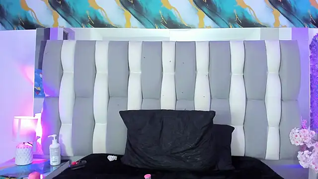 Živý XXX chat IsaDiiaz