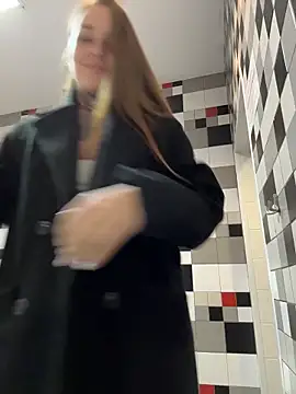 KishaMur élő XXX-chatje