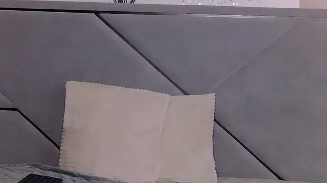 NicoleRosss' Live XXX Chat