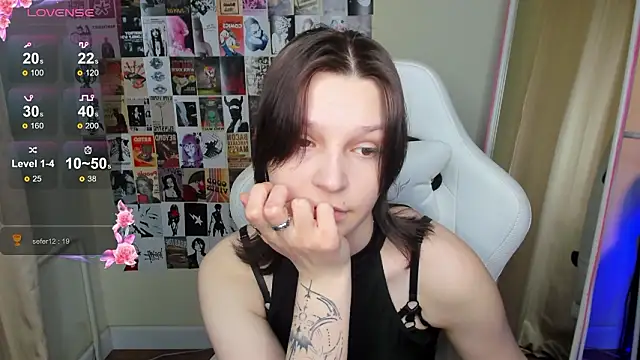 Chat +18 de AudreyyKim ao vivo