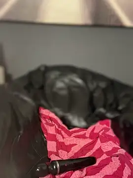 دردشة SEXaddictCANDY10 الجنسية المباشرة