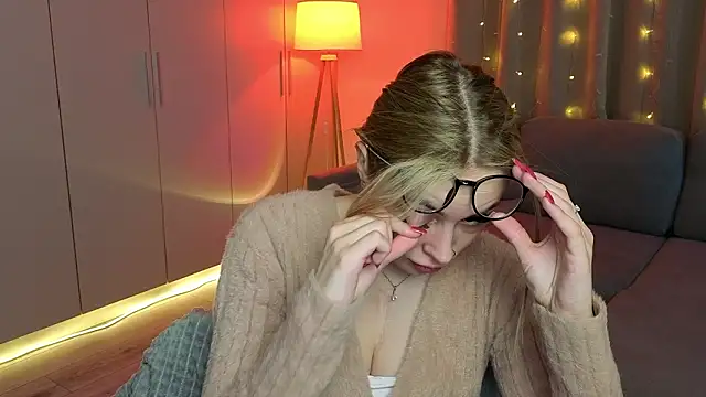 Chat +18 de Aurelia_Voss ao vivo