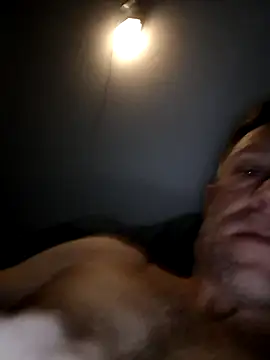 Pokazy przed kamerką – daddy_daddy_d