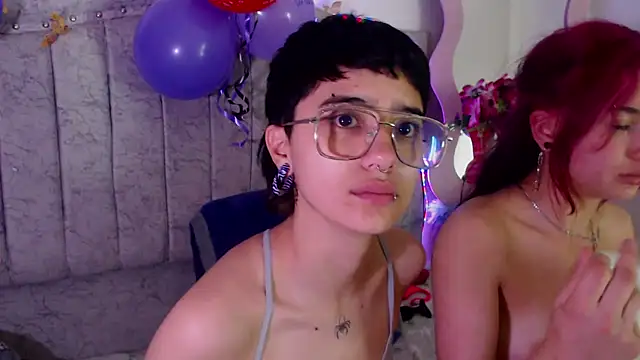 katalinathxandbritney1 Live XXX-chat