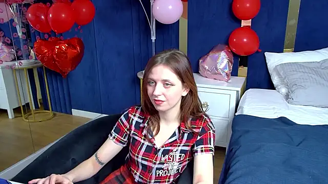 FreyaVey: онлайн-секс-чат