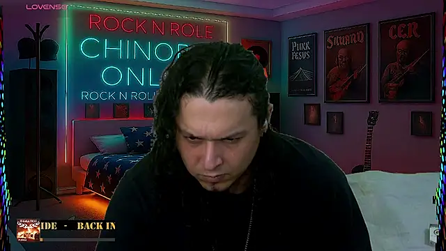 chino_roz লাইভ XXX চ্যাট