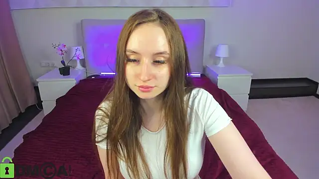 Kira__Sweet Live XXX Chat