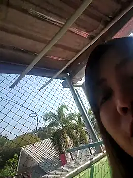 nunanunanuna Pertunjukan Webcam