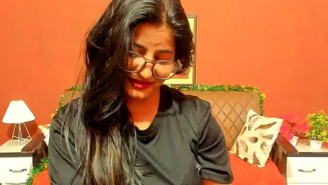 Jasmine_Jaey1のライブXXXチャット