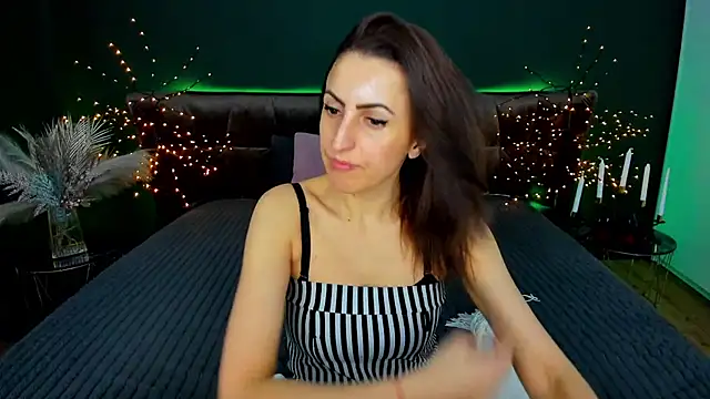 Rebecca_DiamondのライブXXXチャット