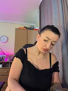 Chat +18 de Hotangel75 ao vivo