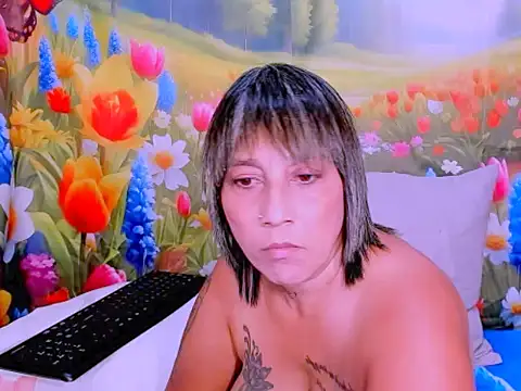 دردشة indianroxy الجنسية المباشرة