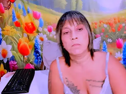 Chat XXX en directo de indianroxy