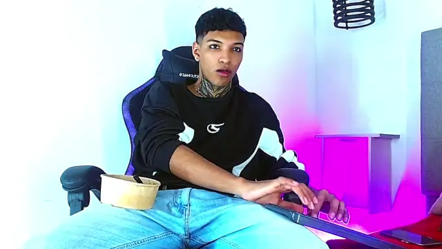 دردشة Rick_Wade الجنسية المباشرة