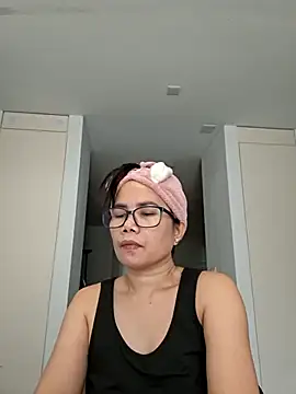 kittybabe69 现场XXX聊天