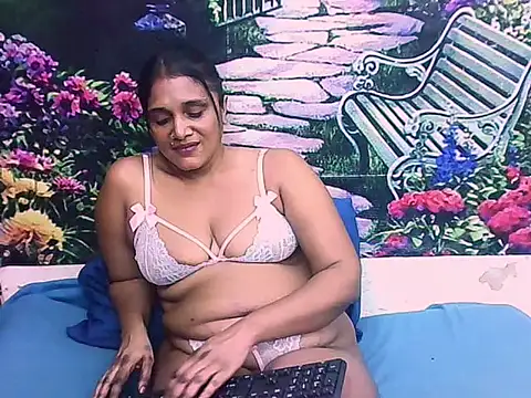 XXX chat uživo modela IndianSexyLady20