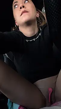 Risky_julia2330 Chat XXX in diretta