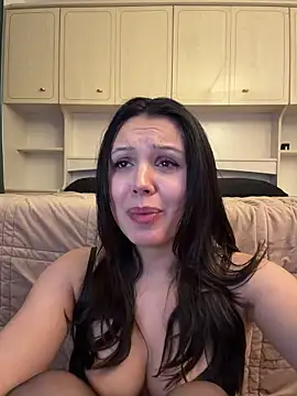 lorry6 élő XXX-chatje