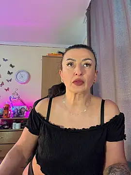 Hotangel75 élő XXX-chatje